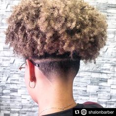 Undercut Natural Hair Long, Undercuts On Black Women, Shaved Side Hairstyles Short Black Women Undercut Natural Hair, Undercut On Black Women, Shaved Back Of Head Undercut Black Women, Undercut Hairstyles Black Women