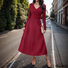 Olivia Mark - Elegant Long-sleeved Maxi Dress with Mandarin Collar Fall Casual Dresses, Red Dress Long Sleeve, Long Sleeve Elegant Dresses, Casual Dresses 2023, Red Dress Long, Plain Dress, Saint John, Autumn Dress, Long Sleeve Maxi