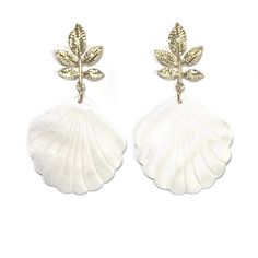 A pair of pierced shell earrings is perfect for your formal occasions. Shell with leaves set in gold plated metal. Made in France. Feb269 Size : 7.5 x 4.3 cm/ 2.9 X 1.7 inch Check out my shop for more jewelry, gloves, kimonos, boleros and dresses at https://www.etsy.com/shop/foldedroses Color on your screen may differ slightly from the actual color. D E L I V E R Y  Normally, the shipping takes about 2-3 days for France and 10 to 18 days for other countries to arrive from France via Normal Priority Shipping. This is only a reference and it is beyond my control. If you want to upgrade to tracking or expedited shipping, please adjust the shipping choice in the cart before checkout. Remember to provide your telephone number for expedited shipping. Your purchase means you have agreed to my sho Earrings White Gold, Evening Jewelry, Retro Mode, Earrings White, Shell Earrings, And Dresses, Gold Leaf, Charleston, Favorite Jewelry