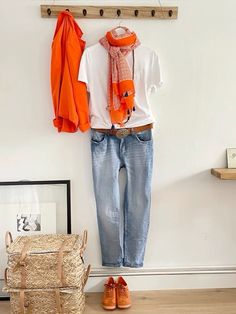 Spring Looks 2024, Tee And Jeans Outfit, Outfits Quiz, Stylish Outfits For Women Over 50, Clothes For Women Over 50, Mode Hippie, Orange Scarf, Mode Casual, Fashion Capsule