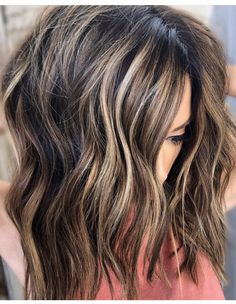 Bob Hair Color Ideas, Shattered Bob, Fall Balayage, Bob Hair Color, Huge Hair, Spring Hair Color, Mom Hairstyles, Bob Hair