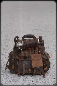 LeatherWerk: Lid Pocket Medieval Backpack, Dnd Backpack, Steampunk Backpack, Medieval Bag, Steampunk Bag, Saddleback Leather, Accessory Inspo, Hiking Pack, Adventure Gear