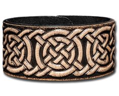 Width: 32mm (1.3inch) Thickness: approx 2,5-3mm (6-7oz) Material: veg-tanned full grain leather (cowhide) Color: black-antique Design: Celtic Knotwork (1) / Embossed Fastening: Snap Fastener, Material: brass (nickel free), Finish: nickel-antique, Design: Triskel Sizes: S to 3XL Embossed and antique dyed strong leather bracelet made of vegetable tanned full grain leather with two snap fasteners. The bracelet has a width of 32mm (1.3inch) and a thickness of approximate 2,5-3mm (6-7oz) The base mat Celtic Knotwork, Leather Cuffs Bracelet, Snap Fasteners, Celtic Designs, Leather Cuffs, Full Grain Leather, Bracelet Making, Cuff Bracelet, Vikings