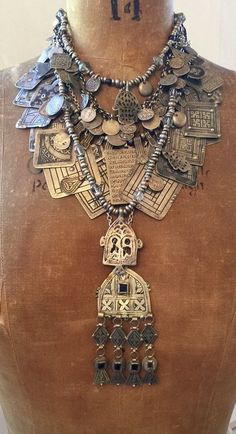 Ancient Jewelry, African Jewelry, Mode Inspo, Ethnic Jewelry, Bohemian Jewelry, Tibet, Boho Jewelry