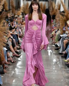 Blush House, Nyfw 2023, Spring Party Dresses, 2024 Runway, Dream Fashion, Ruched Maxi Dress, Rush Dresses, Beautiful Dress Designs, Runway Dresses