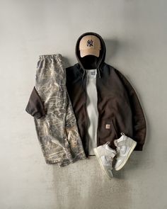 Thrift Fits, Camo Pants Outfit, Doing Better, Future Of Fashion, Outfit Grid, Vintage Carhartt, Men Fashion Casual Outfits, Swaggy Outfits