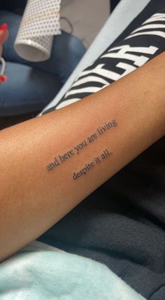 small tattoos cool tats small tattoos baddie Tattoo Quote Fonts Women, Tattoos In Spanish Meaningful, Hard Life Tattoo Ideas, Pretty Piercings, Iphone Codes, Tato Minimal, Basic Tattoos, Meaningful Tattoo Quotes