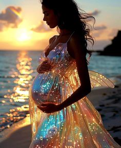 Unrealistic Dresses, Ethereal Look, Mermaid Maternity Shoot, Water Goddess Maternity Shoot, Pregnant Mermaid, Pregnant Goddess Photography, Pregnant Fairy Photoshoot, Fairy Photoshoot, Mermaid Photography