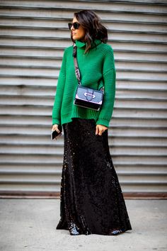 St Patricks Day Aesthetic Outfit, St Patricks Day Outfits, Street Style Skirt, Green Outfits, Street Style 2018, St Patrick's Day Outfit, Leandra Medine, Giovanna Battaglia, New York Fashion Week Street Style