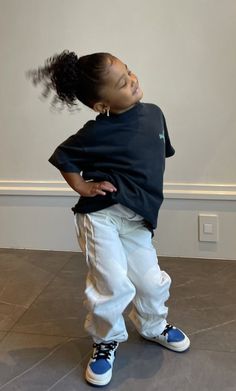 Looks Kylie Jenner, Kylie Baby, Kids Inspo, The Nanny, Kardashian Kids, Fashion Baby Girl Outfits, Baby Fits