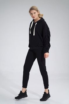 Cotton sweatpants. Wide rubber band on the waist. Legs finished with rubber. Without pockets. Cotton 100 % Size Lenght Inseam Hips width Waist width L 96 cm 29 cm 106 cm 78 cm M 95.5 cm 28.5 cm 102 cm 74 cm S 95 cm 28 cm 98 cm 70 cm XL 96.5 cm 29.5 cm 110 cm 82 cm