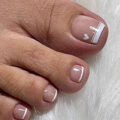 Fake Toenails, Valentine Nails, Cute Toe Nails, Summer Toe Nails, Heart Nail, White French, Toe Nail Designs, Toe Nail Art