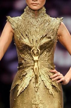 angelamilani Golden Age Dress, Gold Armor Dress, Gold Runway Dress, Angelic Fashion, Golden Clothes, Tex Saverio, Armored Dress, Gold Runway, Harmony In Fashion