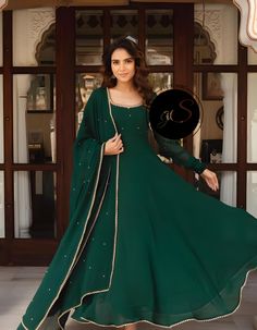 Green Georgette Dress, Flare Long Gown, Green Anarkali, Ethnic Gowns, Gown With Dupatta, Ethnic Gown, Traditional Indian Dress, Green Gown, Georgette Dress