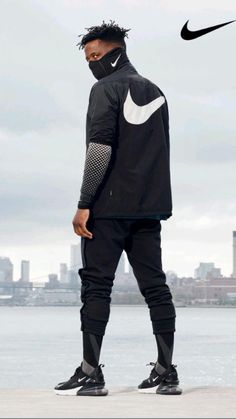 Poses For Athletic Wear, Nike Lookbook, Nike Photoshoot, Sports Shoot, Nigel Sylvester, Nike Lifestyle, Photo Mannequin, Sports Photoshoot, Lifestyle Studio