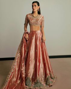 Sunaina Khera Lehenga, Engagement Lengha, Tail Lehenga, Tissue Lehenga, Heavy Lehenga, Lehenga Designs Simple, Lehnga Dress, Punjabi Outfits