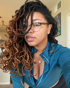 Locs With Glasses, Locs With Highlights, Types Of Locs, Black Women With Locs, Locs Ideas, Women With Locs