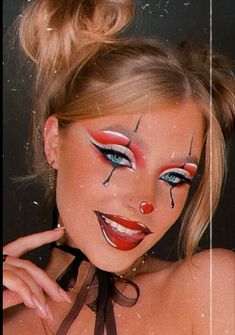 Clowns For Halloween, Cute Clown Inspired Makeup, Clowns Makeup Cute, Clown Faces Makeup, Glam Clown Costume, Glam Halloween Makeup Looks, Beautiful Clown Makeup, Easy Halloween Makeup Looks For Women, Glam Clown Makeup Halloween