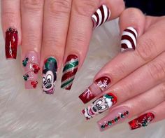 Mickey Mouse Nail Design, Mickey Mouse Nail Art, Disney Christmas Nails, Disneyland Nails, Mouse Nails, Mickey Mouse Nails, Minnie Mouse Nails, Birthday Nail Designs, Checkered Nails