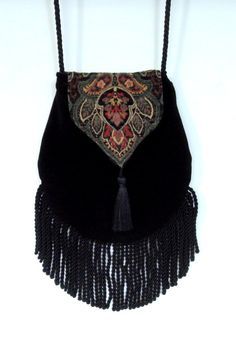 Indie Bag, Vintage Evening Bags, Vintage Purses, Boho Look, Alternative Outfits, Black Cross Body Bag