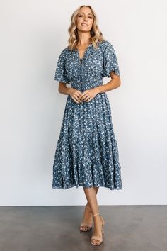 Modest Summer Dresses Casual, Spring Midi Dress, Dress With Kimono, Modest Summer Dresses, Midi Dress Blue, Baltic Born, Boho Midi Dress, Warm Weather Outfits, Midi Length Skirts