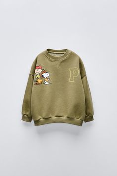 SNOOPY™ PEANUTS SWEATSHIRT - Khaki | ZARA United States Boys Fashion Dress, Trench Coat Dress, Sweet Shirt, Cardigan Sweater Jacket, Shirt Blouses Tops, Tshirt Skirt, T Shirt Vest, Shirt Skirt, Zara United States