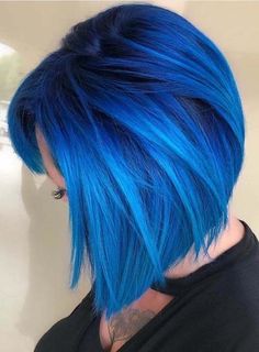 Bright Blue Hair, Short Blue Hair, Vivid Hair, Bold Hair Color, Hair Color Purple, Light Hair Color, Hair Color For Women, Trendy Hair Color, Hair Color Highlights