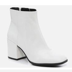 Size 8 Brand New In Box! Never Worn Modern White Boots For Fall, Modern White Fall Boots, Trendy White Boots With Block Heel, White Boots With Block Heel And Medium Width, Trendy White Boots With Stacked Heel, Modern Medium Width White Boots, White Boots With Contrasting Heel Counter, White Ankle-high Boots With Contrasting Heel, Casual White Boots With Stacked Heel