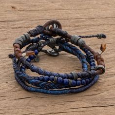 Masculine Accessories, Masculine Jewelry, Rustic Bracelet, Men's Bracelets, Blue Lapis Lazuli, Friends Set, Beading Ideas, Red Bracelets