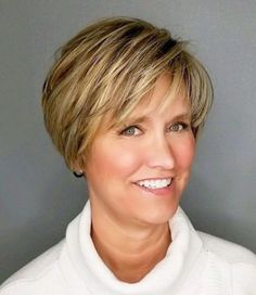 Over Caramel Bronde Pixie Bob New Short Haircuts, Best Short Haircuts, Haircut For Older Women, Penteado Cabelo Curto, Hairstyles Over 50, Short Haircut, Haircuts For Fine Hair, Feathered Hairstyles, Short Hair With Layers