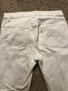 "Barely worn just missing outside patch and inside tag. Vintage 90s 00s Levis Denim Jeans, White 33 X 32, Barely Worn. Condition is \"Pre-owned\". Shipped with USPS Priority Mail." White 90s Jeans For Spring, 90s White Denim Bottoms, White Denim Bottoms In 90s Style, Classic White Jeans For Streetwear, Vintage White Mid-rise Bottoms, White Vintage Mid-rise Bottoms, Retro White Straight Leg Jeans, Vintage High Rise White Jeans, Vintage White Denim Jeans