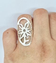 Dusted finish long flower ring, sterling silver 925. approx. 3.5 cm Long Flowers, Tory Burch Miller, Tory Burch Miller Sandal, Flower Ring, Silver 925, Tory Burch, Silver Rings, 925 Sterling Silver, Sterling Silver