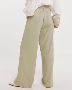 These wide leg belted trousers add a tailored touch to your summer wardrobe. In a lightweight floaty fabric, featuring a mock front buckle and elasticated waist for added comfort. Also available in dark blue. Belted Trousers, Leg Belt, Jd Williams, Summer Wardrobe, Dark Blue, Wide Leg, Buckle, Trousers, Wardrobe