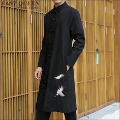 Chinese Fashion Men, Chinese Clothing For Men, Traditional Chinese Clothing, Embroidery Kimono, Western Outfits Men, Chinese Traditional Clothing, Long Trench Coat