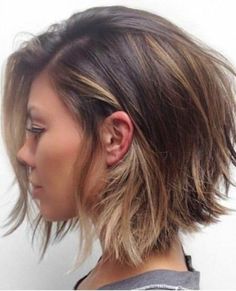 Image result for long bob haircuts Cool Mom Hair, Low Maintenance Haircut For Thick Hair, Bob Lung, Choppy Bob Hairstyles, A Bob, 2015 Hairstyles, Fun Hair, Penteado Cabelo Curto, Going Gray