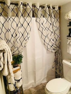 Shower curtains Drawing Room Decor, Bathroom Design Decor, Home Diy Decor, Bathroom Inspiration Decor