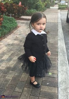 Super funny, easy and cute diy halloween costumes ideas for babies and kids 35 - www.Mrsbroos.com Meme Costume, Old Halloween Costumes, Wednesday Addams Costume, Toddler Girl Halloween, Baby Kostüm, Halloween Costume Contest, Toddler Halloween Costumes