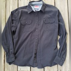 Euc Like New Wrangler Black Comfort Flex Button Down Collar Shirt. Size L. Stretchy, Medium Thick Fabric For Work And Cold Weather. Layer With Thermals Too. 90% Cotton. 2% Elastine. 2 Front Buttoned Pockets. No Flaws. No Fading. No Tears. Measures 25" Armpit To Armpit, 20" Shoulder To Shoulder 28" Shoulder To Hem Length, 20" Sleeve Inseam, 24" Sleeves, 18" Neck/Collar Circumference. Check Out More Cool Stuff In This Closet! Men's Work Wear, Western Wear, Cold Weather Wear, Outdoor Wear, Camping Black Button-up Top For Rodeo, Casual Black Shirt For Rodeo, Black Casual Shirt For Rodeo, Wrangler Denim Shirt, Camping Clothing, Rockabilly Shirts, Wrangler Black, Wrangler Shorts, Wrangler Shirts