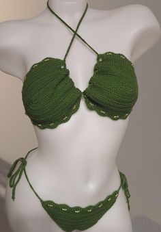 Turn heads and radiate confidence in this exclusive crochet bikini set. Handcrafted for a look as unique as you are! This bikini is crafted from a luxurious 50% cotton and 50% acrylic blend, offering both the natural breathability of cotton & the soft, comfortable feel of acrylic. Perfect for soaking up the sun in comfort!  Transform your look in three stylish ways with our adjustable straps! This bikini ensures a perfect fit and endless versatility, letting you customize your beach vibe. -------CARE--------- For the gentlest care, hand wash it with cool water only and lay it flat to dry. Alternatively, you can machine wash on a gentle cycle with cool water, but always lay it flat to dry. Remember, the dryer can be a foe to delicate crochet, so skip that step! -------SIZE-------- We kindly Crochet Bathing Suit Top, Crochet Swimwear Pattern, Crochet Beach Wear, Handmade Bikinis, Crochet Bathing Suits, Crochet Swimsuit, Bikinis Crochet, Crochet Swim, Quick Crochet Patterns