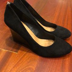 Size 9 Black Aldo Platform Shoes In Fine Velvet Material And Genuine Leather Insole. Never Worn Out Of My House. Black Suede Heels With Cushioned Footbed, Black Mules With 4-inch Wedge Heel, Aldo Shoes, Velvet Material, Shoes Black, Platform Shoes, My House, Black Shoes, Genuine Leather