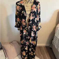 New.. Never Worn.. Missing Tags Spring Floral Print Outerwear For Loungewear, Black Open Front Outerwear For Spring, Chic Black Floral Print Outerwear, Tan Hoodie, Suede Fringe Vest, Oversized Puffer Jacket, Crop Jean Jacket, Trench Jacket, Belted Jacket