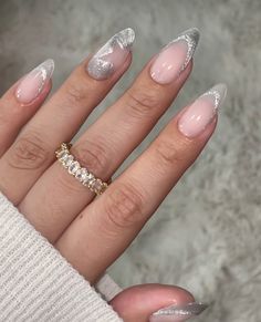 Sliver Nails, Nails Star, Nye Nails, Hoco Nails, Inspiration Nails, Glittery Nails, Star Silver, Latest Nail Art, Star Nails