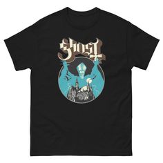 Un magnifique t-shirt Ghost, fabriqué par moi-même :) Ambiance heavy metal ! Opus Eponymous, Black Ghost, Made By Me, Heavy Metal, Tee Shirt, Gender Neutral, Ghost, Tee Shirts, Bathing Beauties