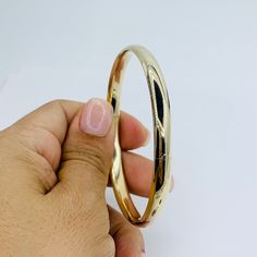 Real 10k Gold Bracelet Bangle Bracelet Polished 6mm Wide Approx 65mm Or 2.5 Inch Diameter Considered A Medium Size Yellow Polished Gold New Jewelry Brazalete En Oro De 10 Kilates 6mm De Ancho Aproximadamente 2.5 Pulgadas O 65 Milmetros De Dimetro Brazalete Oro Pulido Pulsera De Mujer Sku 44277 Gold Bracelet Bangle, Gold Bangle Bracelet, New Jewelry, Bracelet Bangle, 10k Gold, Bangle Bracelet, Womens Jewelry Bracelets, Red Gold, Red Yellow