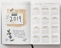 Bujo Year At A Glance, Bullet Journal Yearly Spread, Bullet Journal Year, Journal Year, Bullet Journal Yearly, Bullet Journal Minimalist, Dotted Journal, Bullet Journel