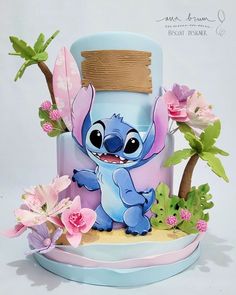 Stitch Baby Shower Cake, Stitch Angel Cake, Stitch Cake Ideas, Lilo And Stitch Birthday Cake, Cake Stitch, 1st Birthday Cake Designs, Lilo And Stitch Cake, 1st Year Cake, Stitch Cake