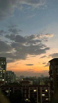 Mumbai Sunset | City Sunset Sun Rise And Sun Set, Sky Lover, City Sunset, Sun Rise, Rain Photography