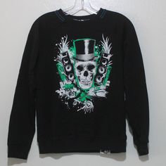 Shawn White Graphic Sweater Size: Large (12-14) Excellent Condition Never Worn Long Sleeve Black Sweater, Graphic Has Green, White And Black Colors In The Design. Materials: 60% Cotton 40% Polyester Measurements: Pit Down- 14 In Chest Across- 18 1/2 In Chest Down- 21 1/4 In From A Smoke-Free Environment & Positive Atmosphere! Casual Skull Print Tops For Winter, Casual Winter Tops With Skull Print, Winter Skull Print Cotton Tops, Winter Cotton Tops With Skull Print, Winter Cotton Top With Skull Print, Black Skull Print Top For Winter, Winter Black Tops With Skull Print, Fun Black Sweatshirt With Graphic Print, Casual Skull Print Sweater For Streetwear