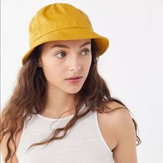 The Cooperman By Herschel Supply Co. Is A Comfortable Cotton Bucket Hat That Features A Rounded, Unstructured Crown With Subtle Herschel Embroidery. Content + Care - 100% Cotton - Hand Wash - Imported Brand New Never Used Everyday Spring Bucket Hat, Spring Everyday Bucket Hat, Herschel Hat, Orange Beanie, Cotton Bucket Hat, Lululemon Joggers, Pom Pom Beanie Hat, Blue Beanie, White Beanies