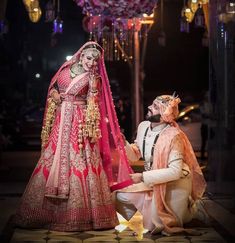 Groom Poses Indian Wedding, Groom Poses Indian, Marriage Poses, Wedding Photography India, Bride Groom Photoshoot, Bride Groom Poses